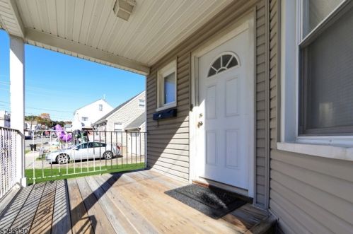 384 Morrissee Ave, Paterson NJ 07508-1311 exterior
