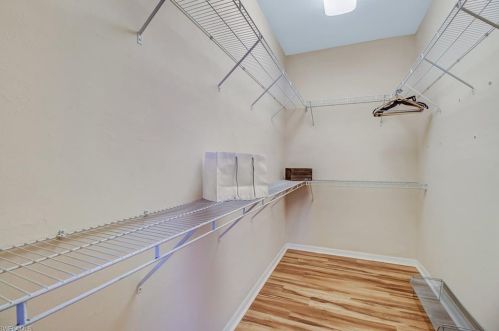 5706 Lago Villaggio Way, Naples FL 34104-5740 exterior