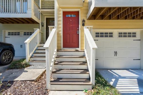 1057 Liberty Pkwy, Atlanta, GA 30318-9394