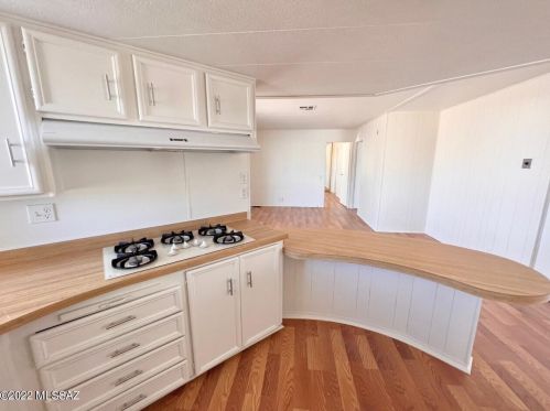 1757 Pacana Way, Green Valley AZ 85614-4354 exterior