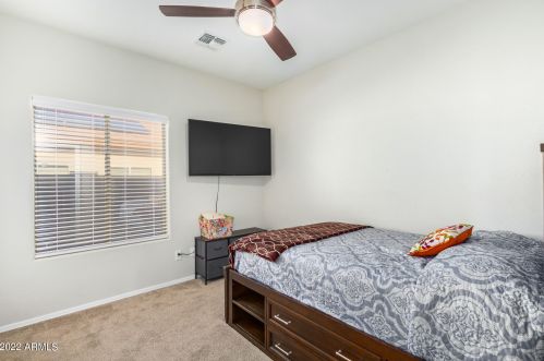 7810 15th Way, Phoenix AZ  85042-6734 exterior