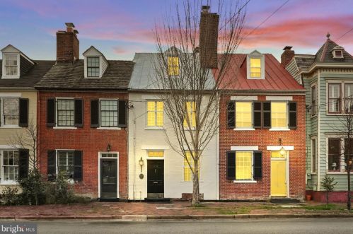 513 Fairfax St, Alexandria VA  22314-3811 exterior