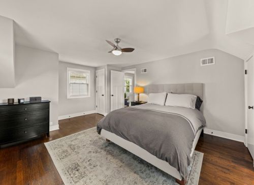 349 Arlington Ave, Elmhurst IL 60126-3546 exterior