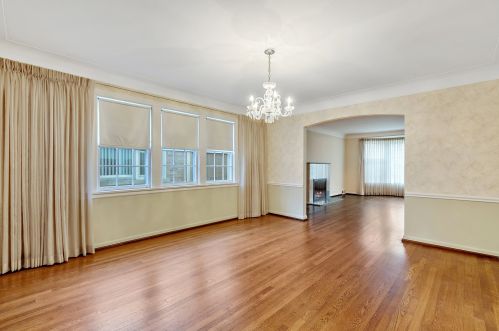 2715 Jerome St, Chicago IL  60645-1304 exterior