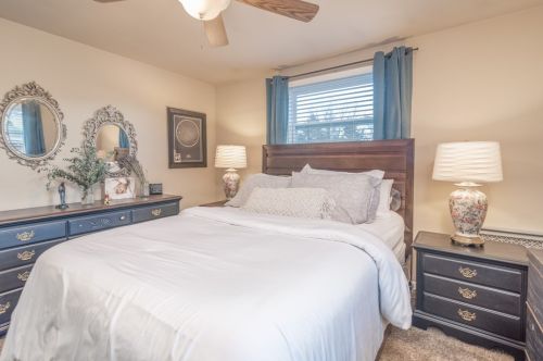 5160 Curry Rd, Pittsburgh PA 15236-2541 exterior