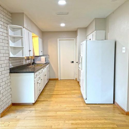 2126 Pebblebrook Trl, Irving TX  75060-7323 exterior