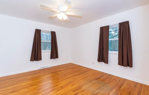 1615 Hamelink Dr, Kalamazoo MI 49002-1657 exterior