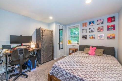 14 Lackawanna Trl, Hopatcong NJ  07843-1215 exterior