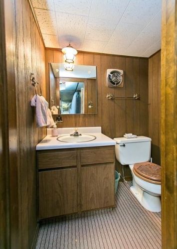 244 Penhurst Dr, Pittsburgh PA 15235-5321 exterior