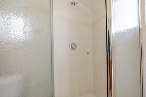 9517 Citrus Glen Pl, Tampa FL  33618-4032 exterior