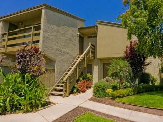 1501-1531 Ivywood Dr, Oxnard CA  93030-3221 exterior