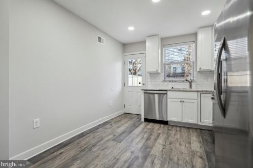 1313 29 St, Philadelphia PA 19121-4503 exterior