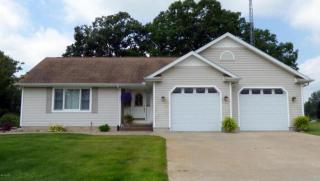 52494 Susan Ln, Dowagiac, MI 49047-8789