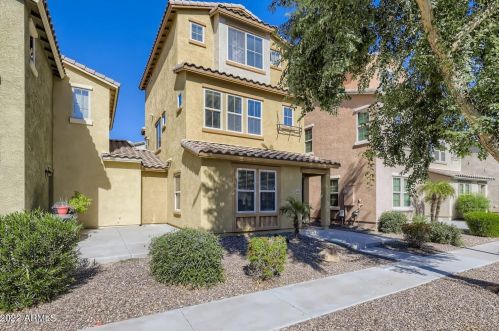 7780 Bonitos Dr, Phoenix, AZ 85035-5074