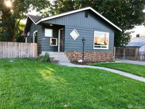 920 Cascade St, Wenatchee WA  98801-3424 exterior