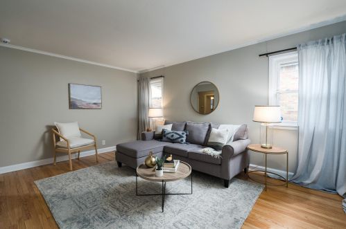 3860 81st St, Milwaukee, WI 53222-2930