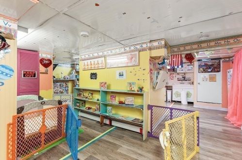 48 Trowbridge Circuit, Worcester MA 01603-2223 exterior