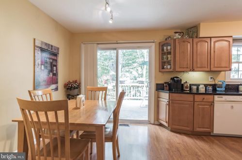 11920 Bargate Ct, Rockville MD 20852-4117 exterior