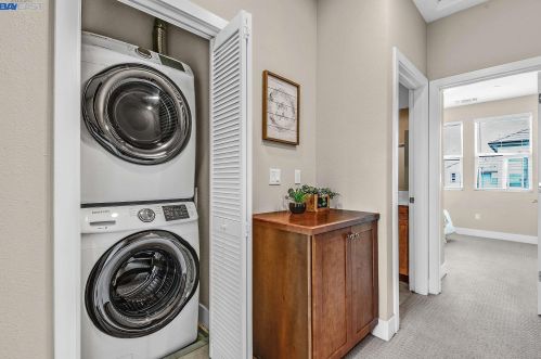 1433 Milpitas Blvd, Milpitas CA 95035-3154 exterior