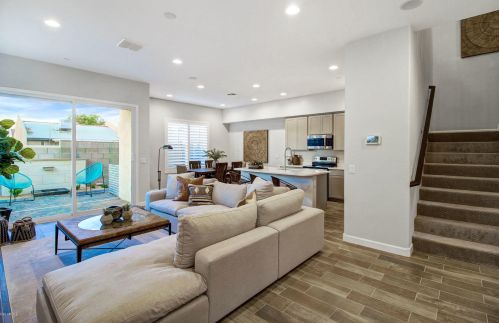 4340 Berkeley Rd, Phoenix AZ  85008-4031 exterior