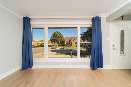 5600 Rutherford Ave, Chicago IL 60638-3247 exterior