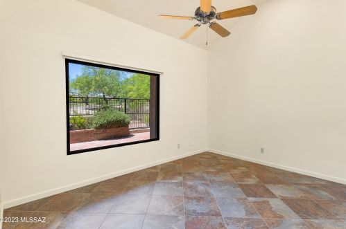 6091 Golden Eagle Dr, Tucson AZ  85750-1393 exterior