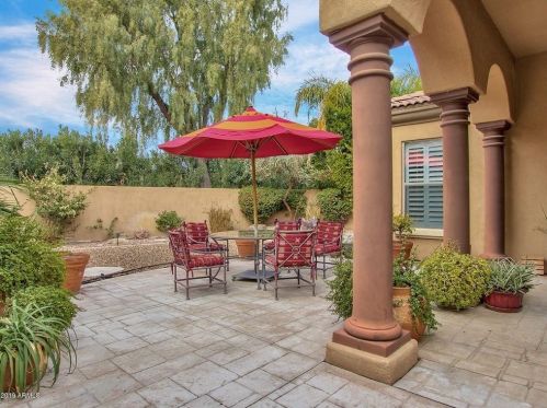 5108 34 Pl, Phoenix AZ 85018-1543 exterior