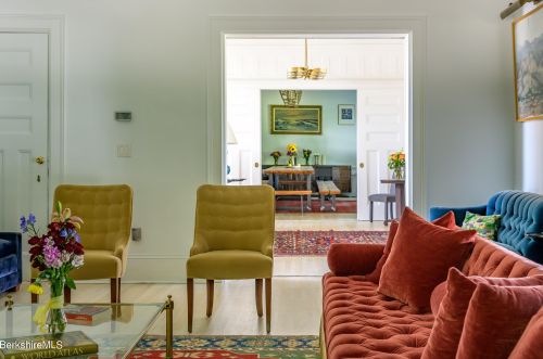 2 Kemble St, Lenox MA 01240-2816 exterior