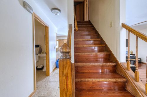 7249 97, Milwaukee WI 53225-2504 exterior