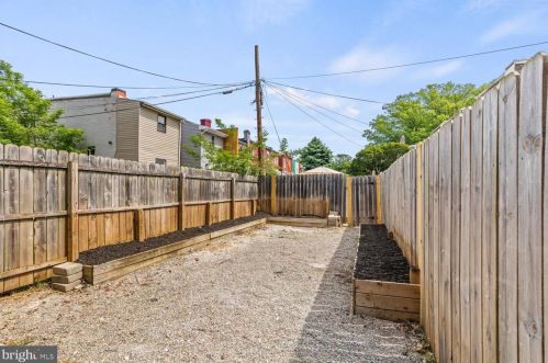 549 Plum St, Lancaster PA  17602-2348 exterior