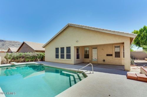 15622 7th St, Phoenix, AZ 85022-3533