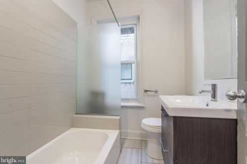 3817 Hamilton St, Philadelphia PA  19104-2315 exterior