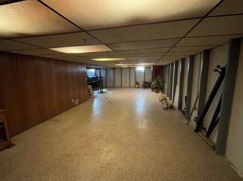 2025 Clayton Crst Ave, Milwaukee WI 53221-3732 exterior