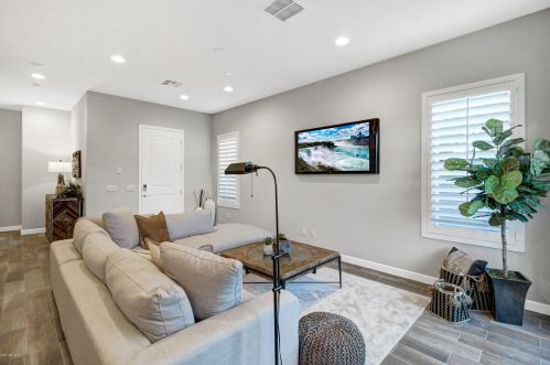 4340 Berkeley Rd, Phoenix AZ  85008-4031 exterior