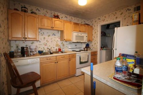 1406 Br Dr, Tucker GA 30084-1278 exterior