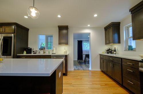 1284 Raven Dr, Pittsburgh PA  15243-1242 exterior