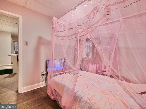 928 Forrester Ave, Darby PA 19023-1612 exterior