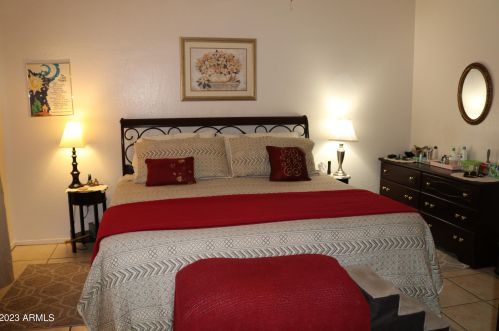 513 Aire Libre Ave, Phoenix AZ 85053-2835 exterior