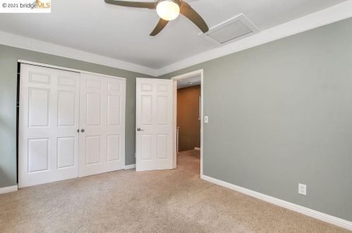 1180 Ridgemont Pl, Concord CA 94521-4831 exterior