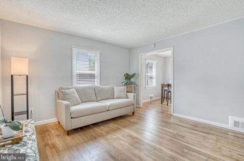 6014 Kings Hwy, Alexandria VA  22303-2232 exterior