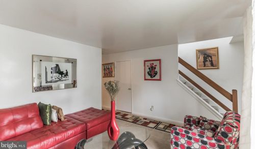 64 Liborio Ln, New Castle DE 19720-4651 exterior