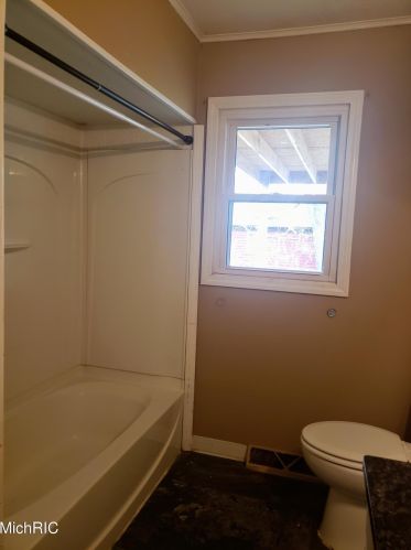 7575 Regal Ave, Grand Rapids MI 49548-7749 exterior