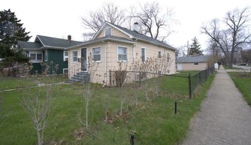 1902 17 Ave, Broadview IL 60153-1854 exterior