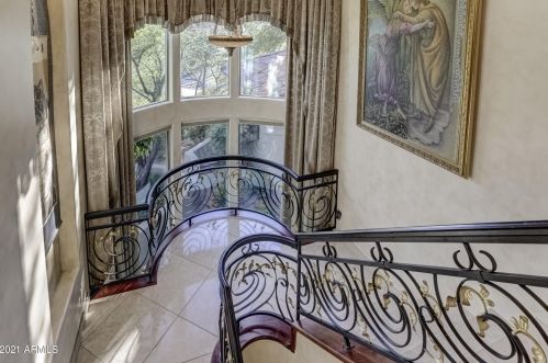 13841 Cyn Dr, Phoenix AZ 85016-2403 exterior