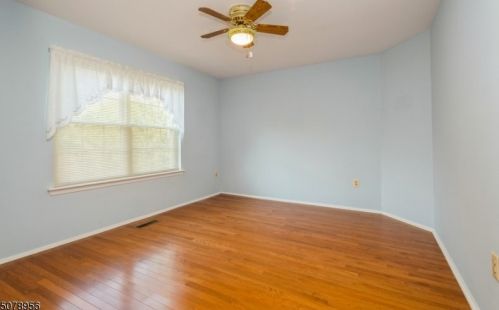 301 Porter Way, Bridgewater NJ 08807-3540 exterior