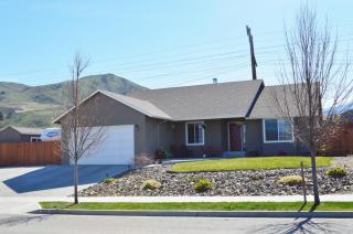 2031 Lasso Dr, Wenatchee WA  98801-8994 exterior