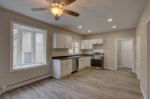 1517 Greenfield Ave, Milwaukee WI 53204-2617 exterior