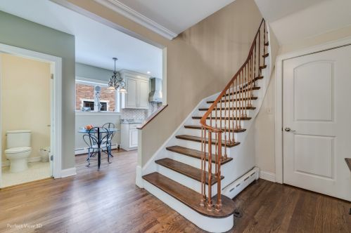 6629 Ramona Ave, Chicago, IL 60712-3027