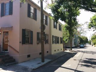 153 Tradd St, Charleston SC  29401-2416 exterior