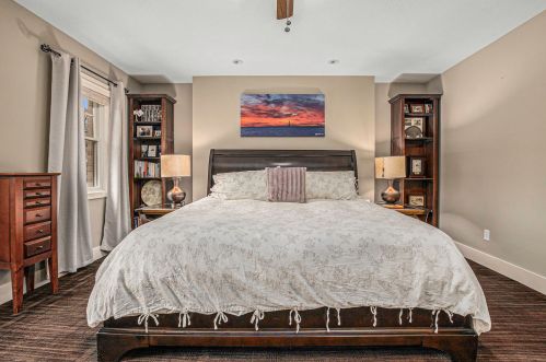 268 Clay Ave, Meskegon MI 49440-1202 exterior